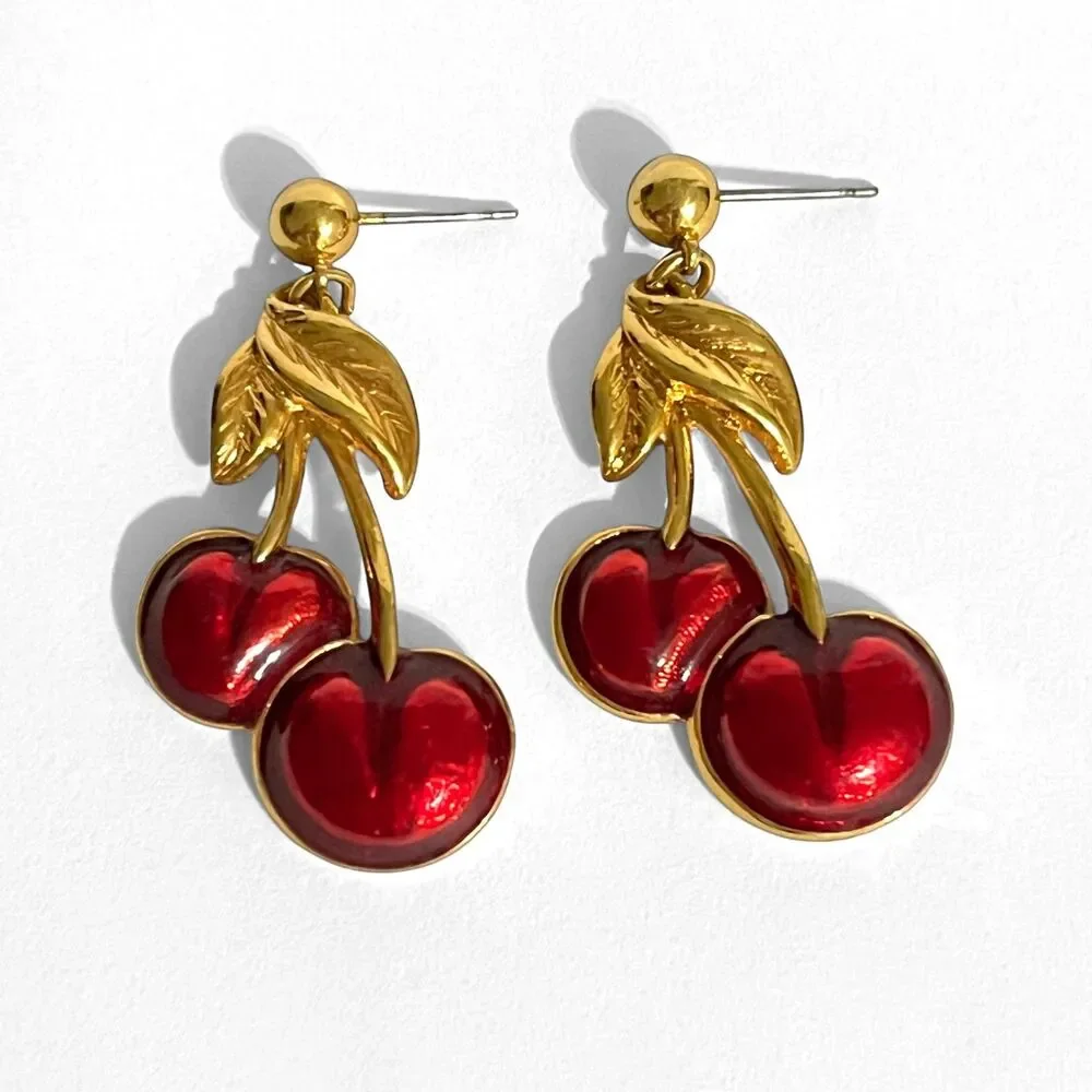 Vintage Avon Red Enamel Cherry Earrings Gold Tone Chunky Pierced Fruit Dangle